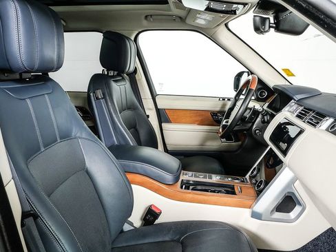 Used 2020 Land Rover Range Rover HSE image 21