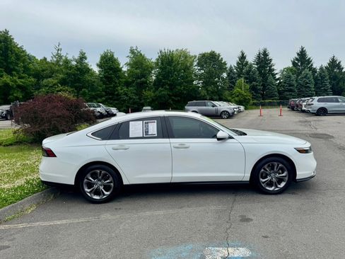 Used 2024 Honda Accord EX image 7