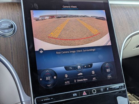 Used 2022 Mercedes-Benz C 300 Sedan image 12