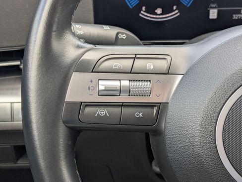 Certified 2025 Hyundai Kona SEL AWD/4WD image 19