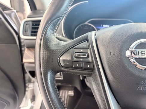 Used 2018 Nissan Maxima Platinum FWD image 18
