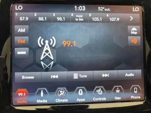Used 2019 Jeep Cherokee Limited w/ Technology Group FWD image 25