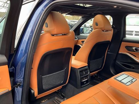 Used 2023 BMW 330i xDrive Sedan w/ Premium Package image 22