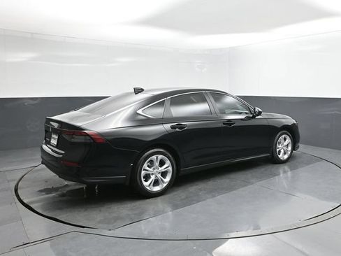 Used 2026 Honda Accord LX image 11
