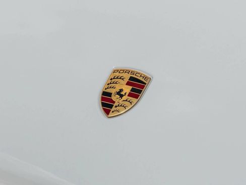 New 2026 Porsche Macan image 65