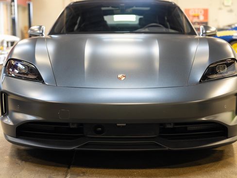 Used 2025 Porsche Taycan RWD image 19