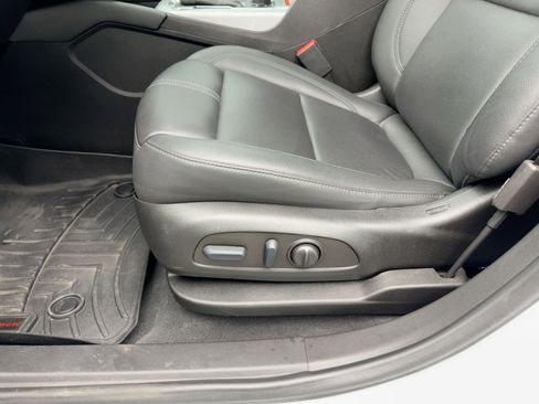 Certified 2022 Chevrolet Blazer LT w/ Midnight/Sport Edition image 14