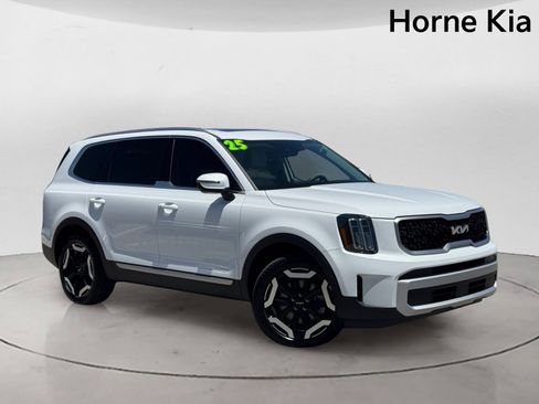 Certified 2025 Kia Telluride EX AWD/4WD image 2