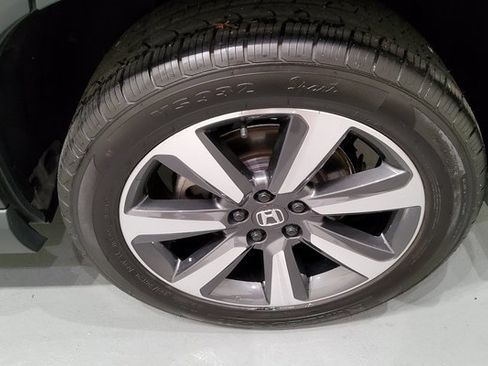 Used 2023 Honda Pilot Touring image 34