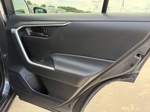 Used 2023 Toyota RAV4 LE AWD/4WD image 26