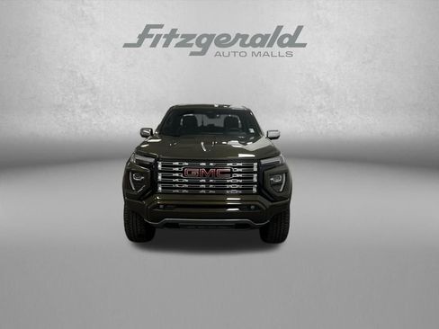 Used 2025 GMC Canyon Denali AWD/4WD image 9