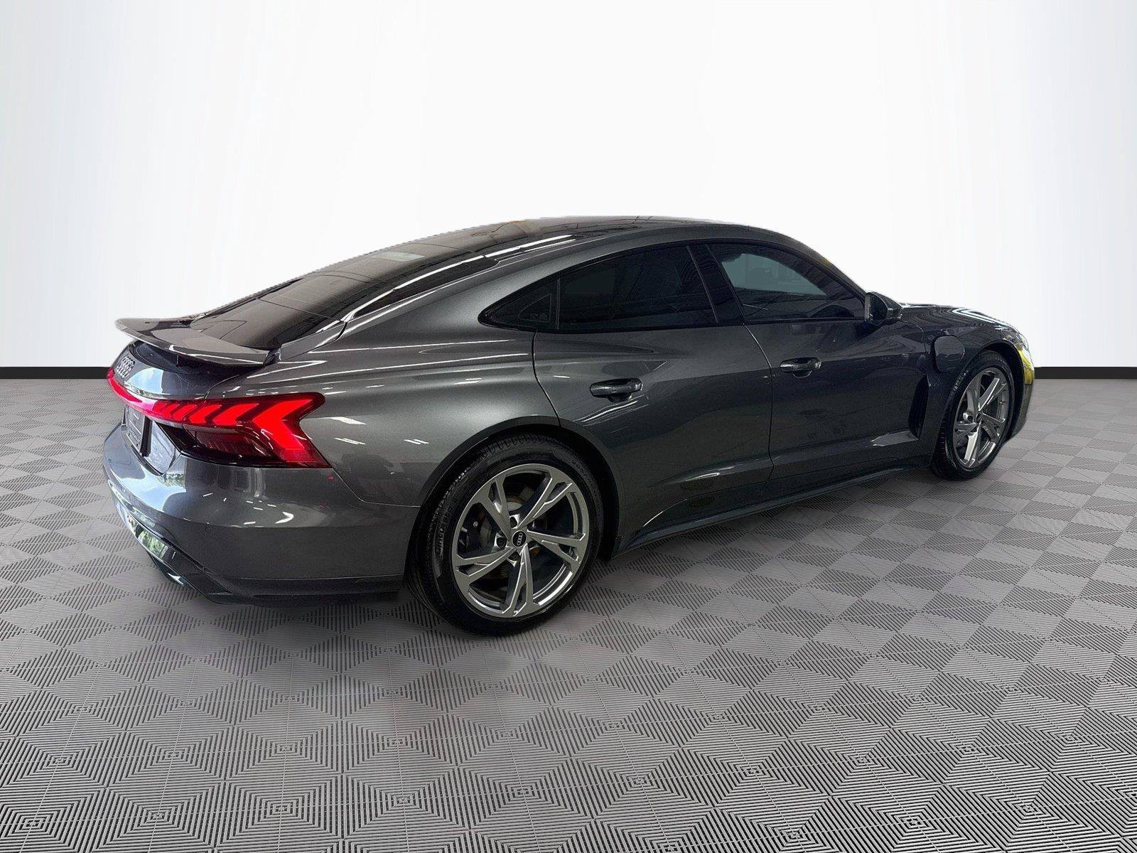Used 2022 Audi e-tron GT Premium Plus AWD/4WD image 7