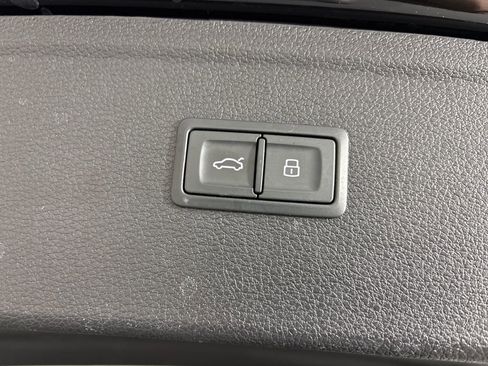 Used 2023 Audi Q5 2.0T Premium AWD/4WD image 22