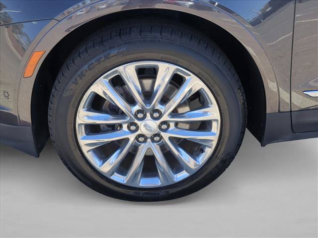 Used 2017 Cadillac XT5 Platinum w/ Driver Assist Package AWD/4WD image 25