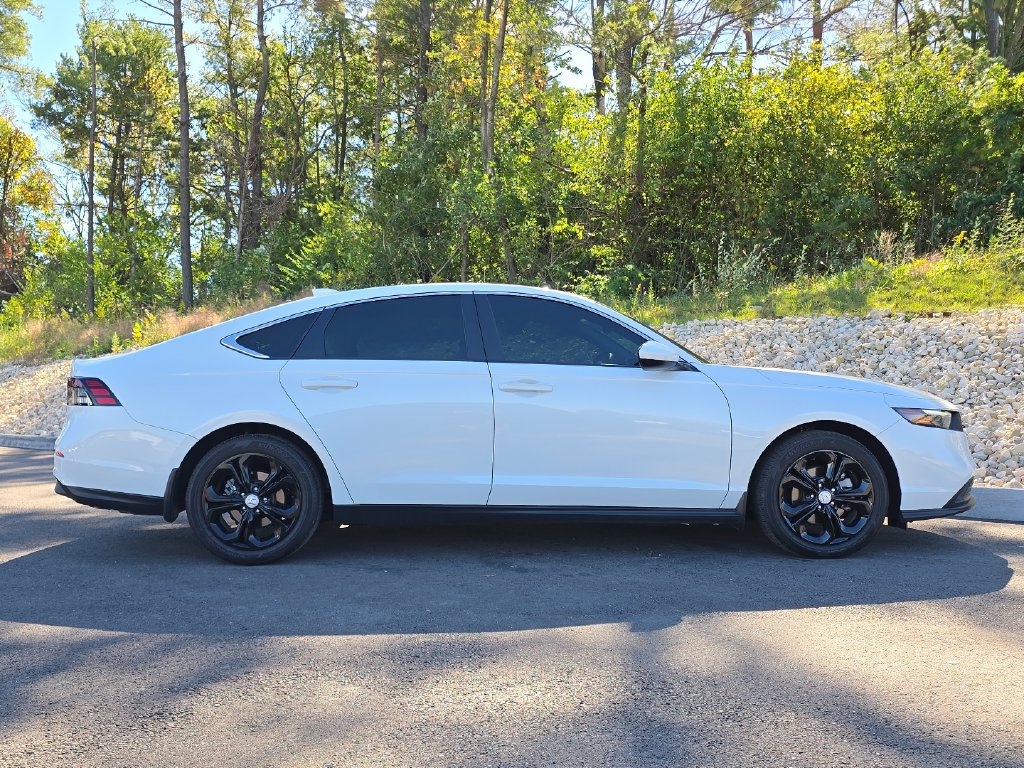 Used 2024 Honda Accord LX image 7
