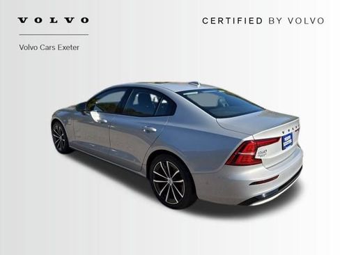 Certified 2025 Volvo S60 T8 Plus image 3