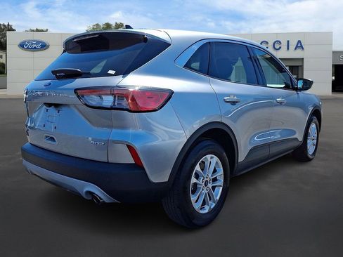 Certified 2022 Ford Escape SE AWD/4WD image 4