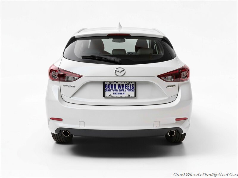 Used 2017 MAZDA MAZDA3 Grand Touring w/ Premium Equipment Package FWD image 6