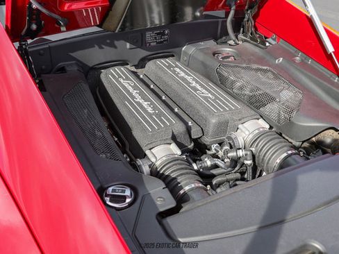 Used 2014 Lamborghini Gallardo LP 560-4 image 15