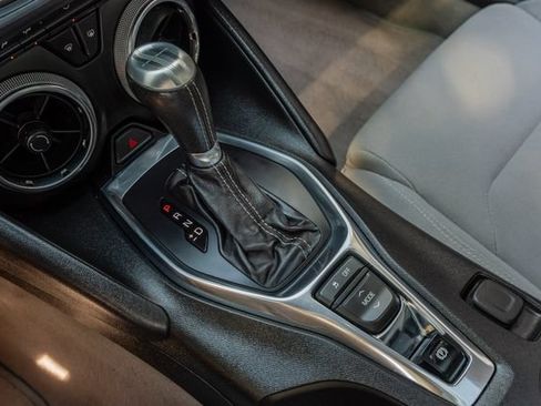 Used 2018 Chevrolet Camaro SS RWD image 29