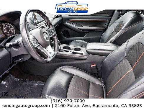 Used 2022 Nissan Altima 2.5 SR image 18