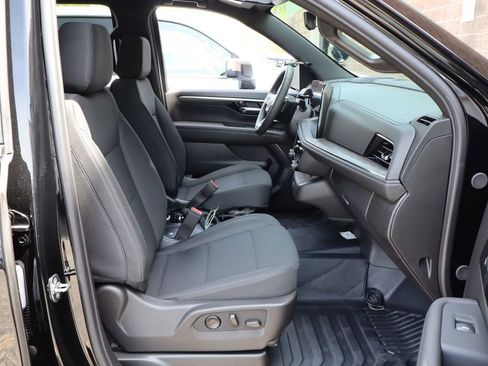 New 2025 Chevrolet Tahoe 4WD image 38