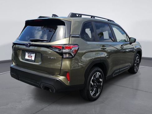 Certified 2025 Subaru Forester Limited AWD/4WD image 3