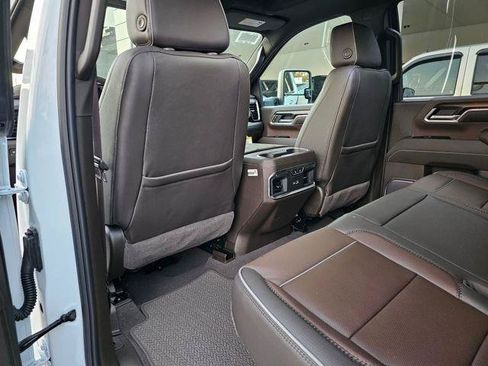 New 2026 GMC Sierra 2500 Denali w/ Technology Package AWD/4WD image 27