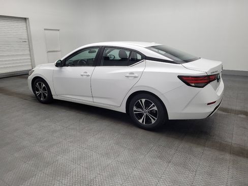 Used 2022 Nissan Sentra SV image 3