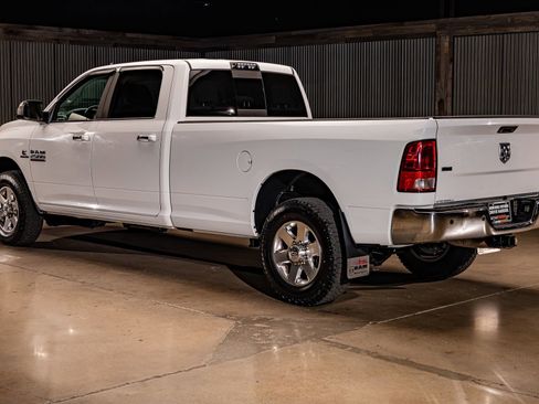 Used 2014 RAM 2500 SLT w/ Luxury Group RWD image 6