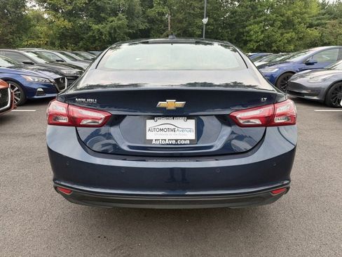 Used 2022 Chevrolet Malibu LT w/ Leather Package FWD image 5