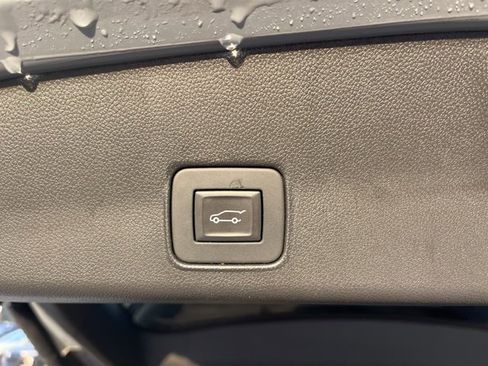 Used 2024 Chevrolet TrailBlazer RS w/ Convenience Package image 7