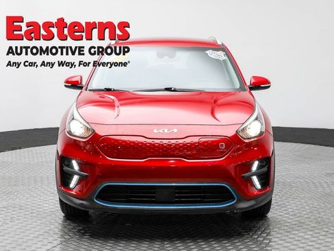 Used 2022 Kia Niro EX w/ Cold Weather Package image 2