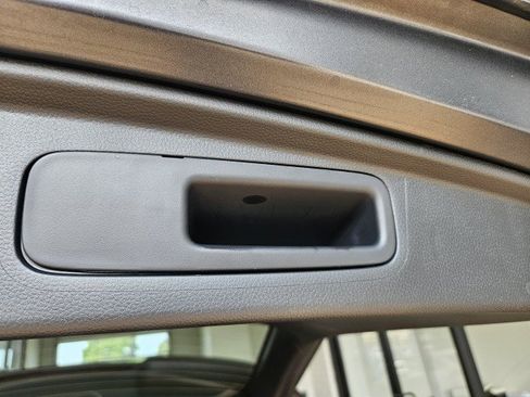 Used 2024 Honda CR-V LX image 11