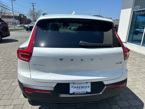 Used 2026 Volvo XC40 B5 Plus w/ Protection Package Premier AWD/4WD image 30