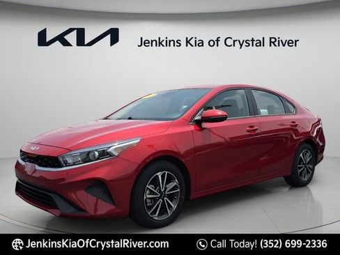 Certified 2023 Kia Forte LXS w/ LXS Technology Package FWD image 14