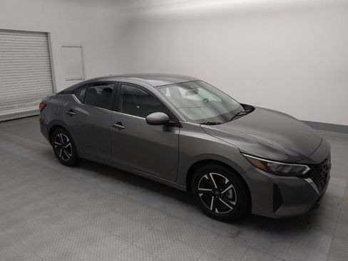 Used 2024 Nissan Sentra SV image 11