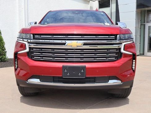 Used 2024 Chevrolet Tahoe Premier w/ Advanced Technology Package AWD/4WD image 2