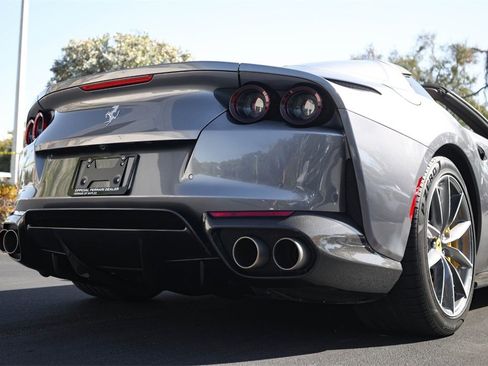 Certified 2022 Ferrari 812 GTS image 16