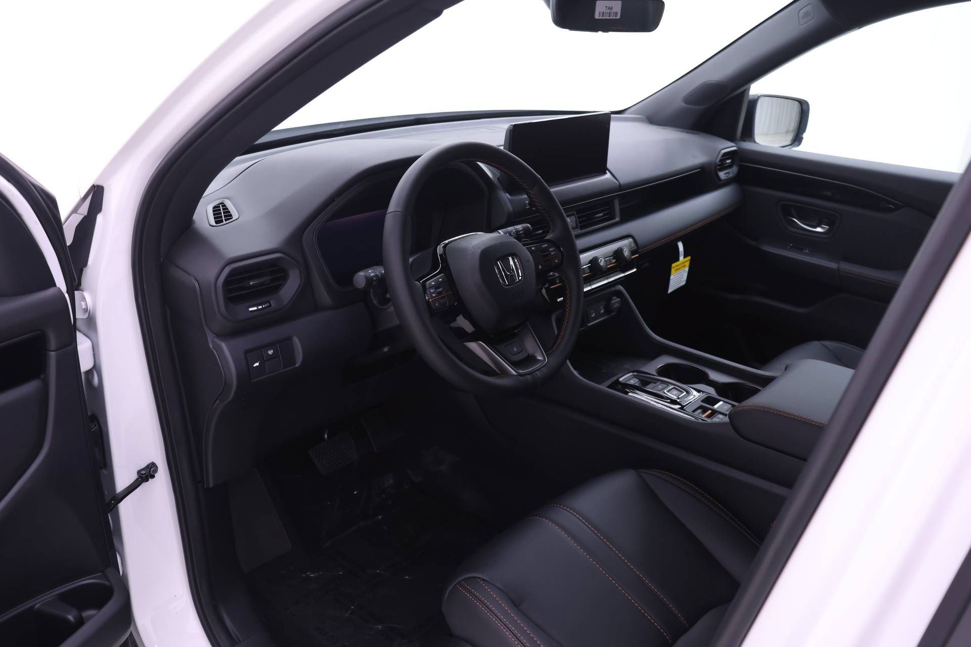 Used 2026 Honda Pilot TrailSport image 3