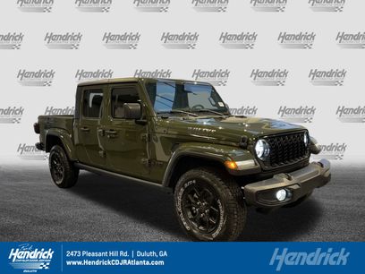 Used 2024 Jeep Gladiator Sport