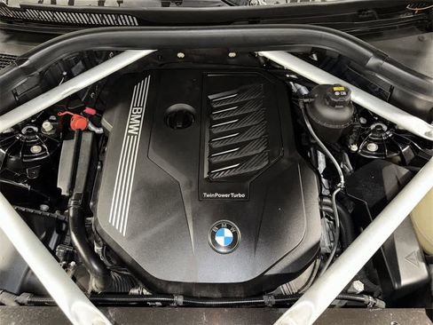 Used 2019 BMW X5 xDrive40i w/ Premium Package 2 image 12