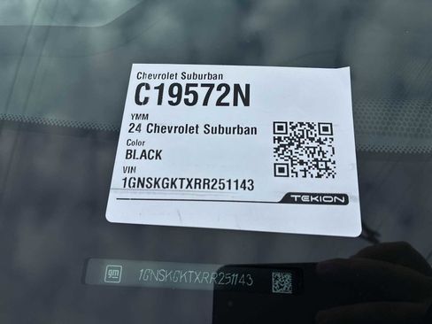 Certified 2024 Chevrolet Suburban High Country image 36