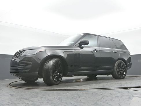 Used 2020 Land Rover Range Rover HSE image 31