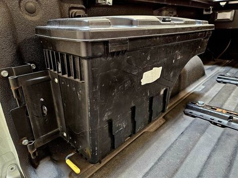 Used 2016 Chevrolet Silverado 2500 LT w/ LT Convenience Package image 26