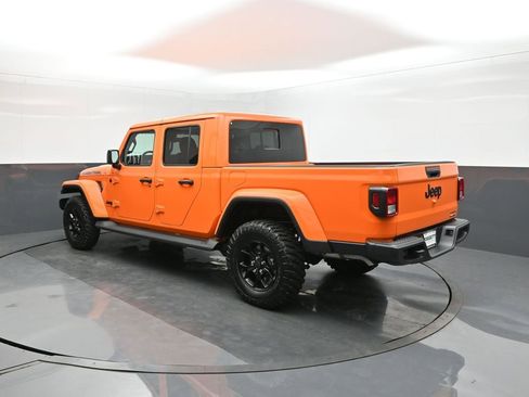 New 2025 Jeep Gladiator Sport image 5