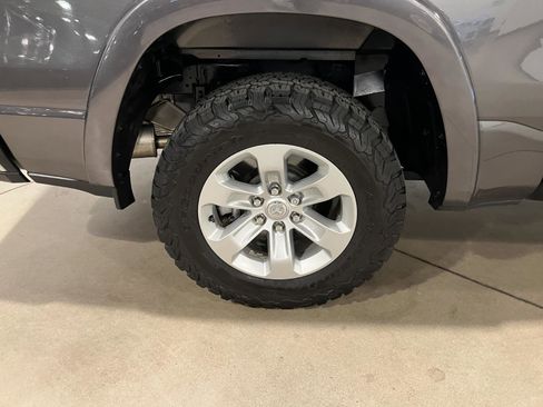 Used 2022 RAM 1500 Laramie image 39