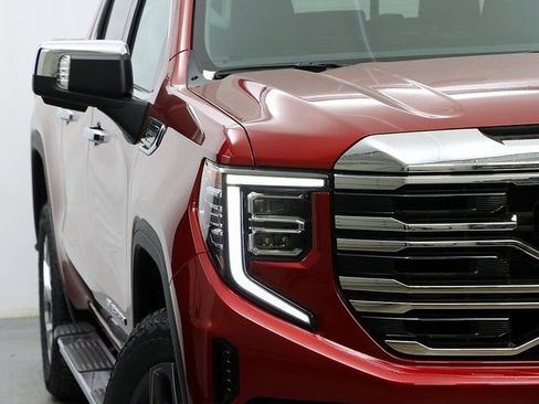 New 2026 GMC Sierra 1500 SLT w/ SLT Premium Plus Package image 4