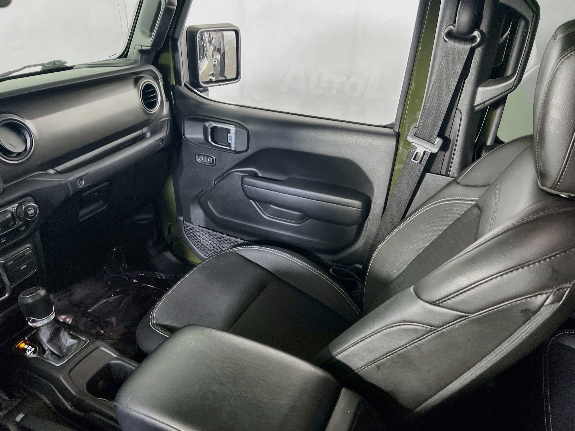 Used 2023 Jeep Gladiator Sport AWD/4WD image 22