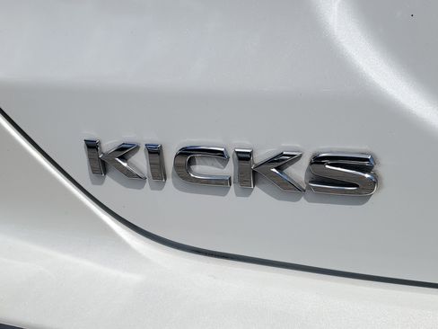 Certified 2023 Nissan Kicks SR image 29